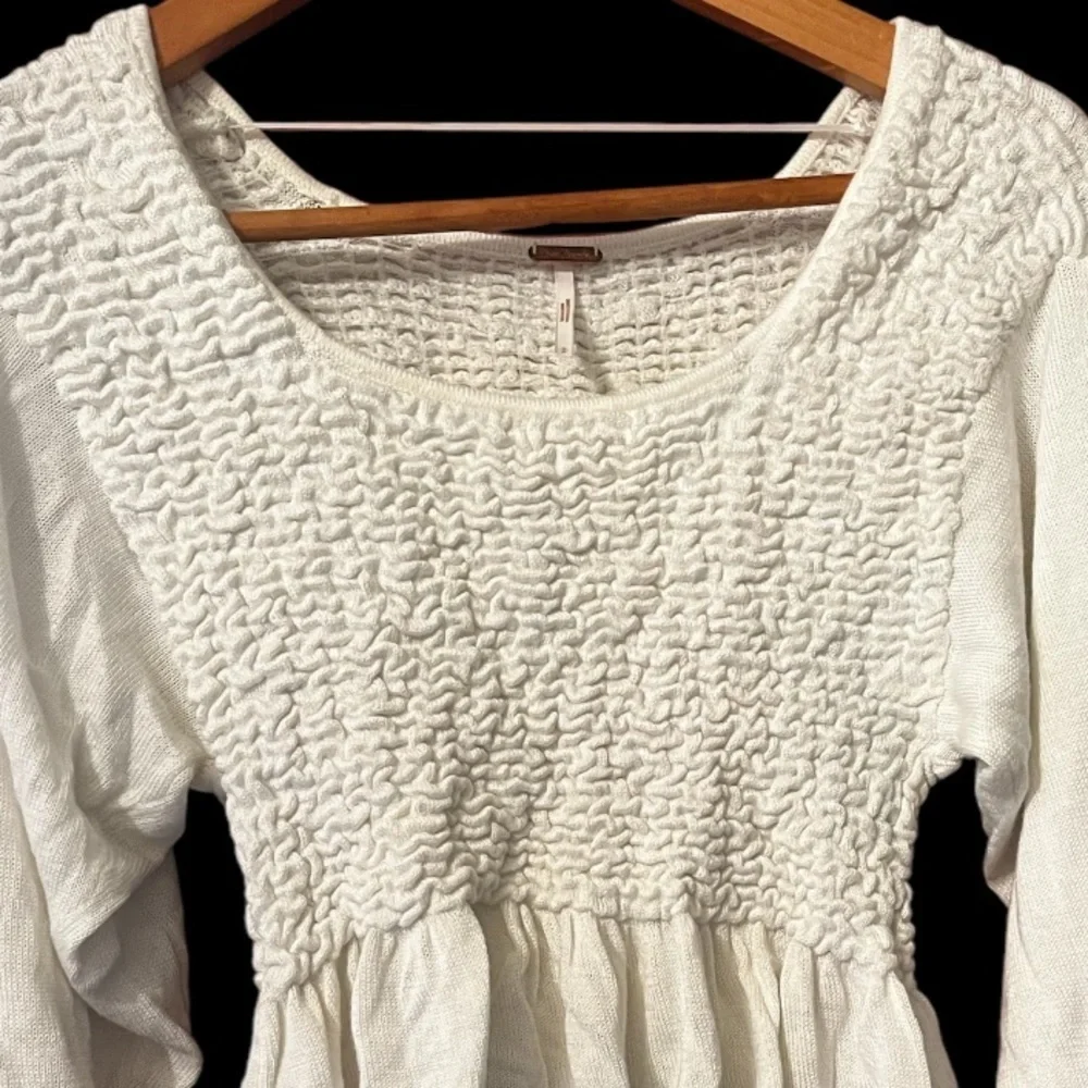 Free People Free Spirit Pullover crinkled, textured fabric Sz S Women